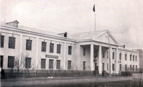 70 лет назад была открыта средняя школа в п.Озерновском